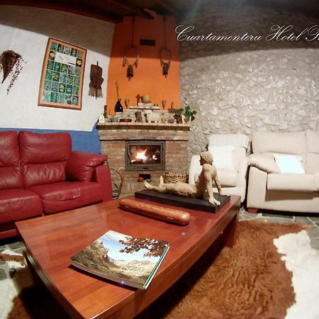 Hotel Rural Cuartamenteru Poo De Llanes Bagian luar foto