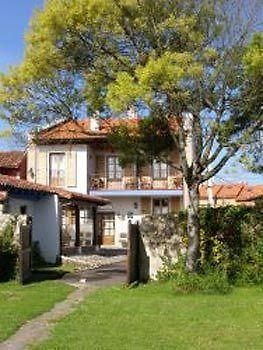 Hotel Rural Cuartamenteru Poo De Llanes Bagian luar foto