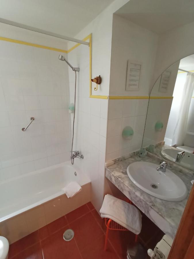 Hotel Rural Cuartamenteru Poo De Llanes Bagian luar foto