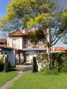 Hotel Rural Cuartamenteru Poo De Llanes Bagian luar foto