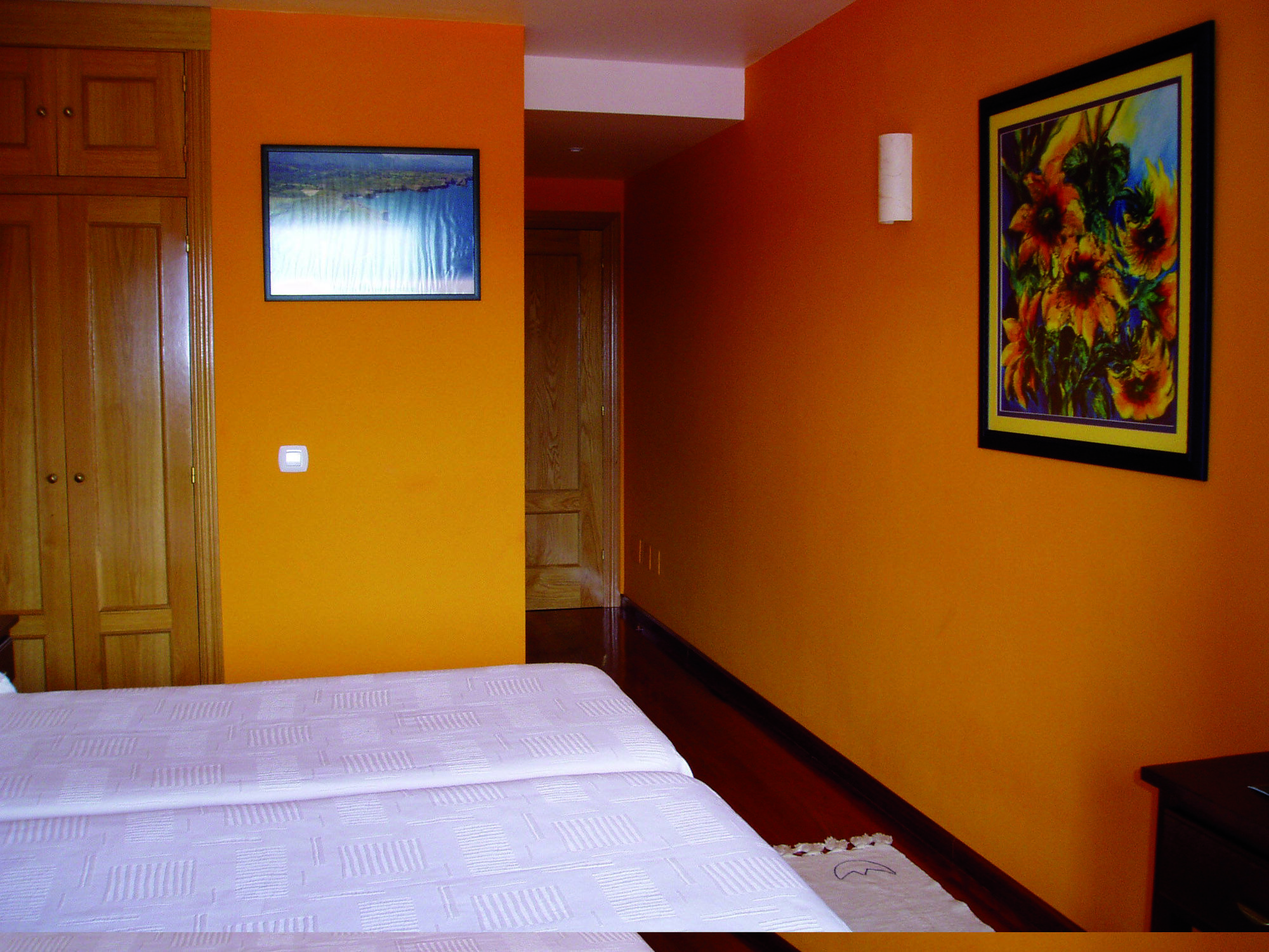 Hotel Rural Cuartamenteru Poo De Llanes Bagian luar foto